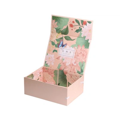 Velike četvrtaste poklon kutije s poklopcima